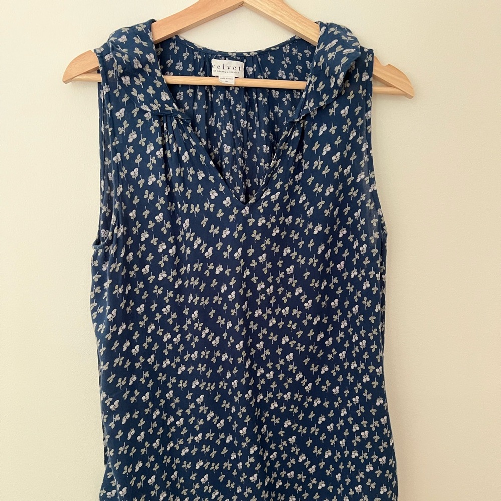 Gorgeous floral print Velvet tank blouse